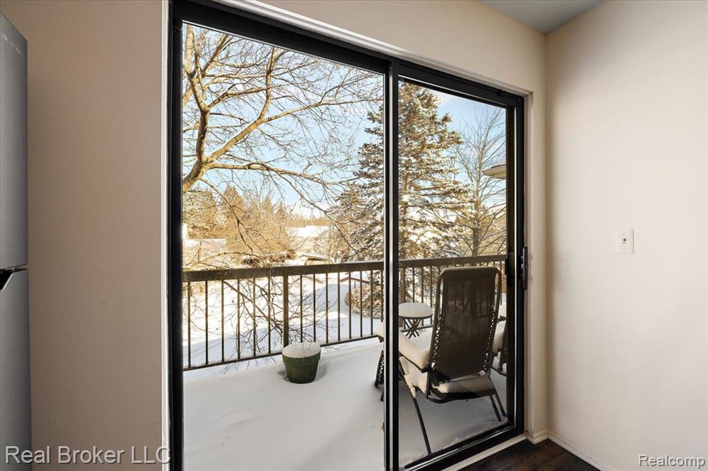 36952 Ridgedale Court, Farmington, MI 48331 — Photo 15