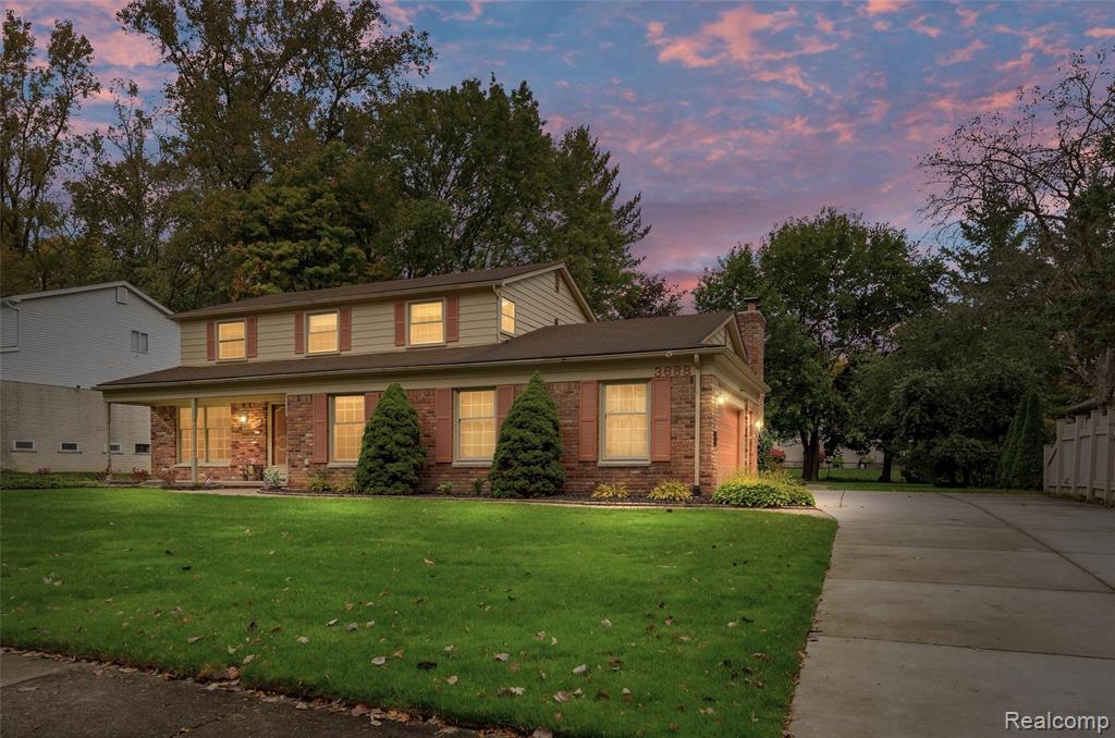 3688 Estates Drive, Troy, MI 48084