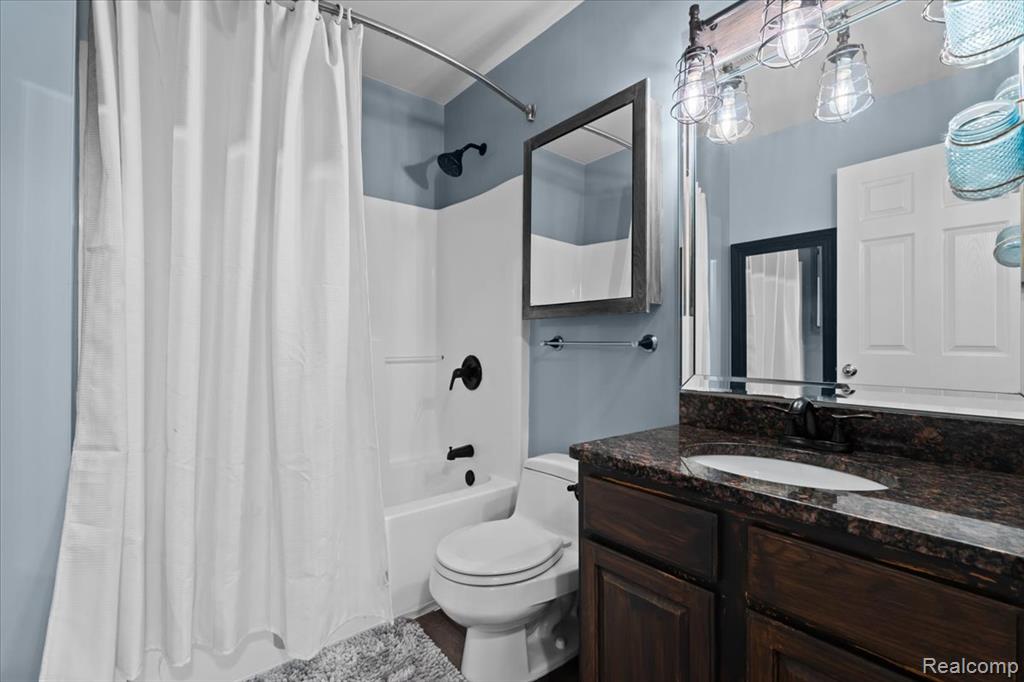 8477 Mist Field Court, Howell, MI 48843 — Photo 25