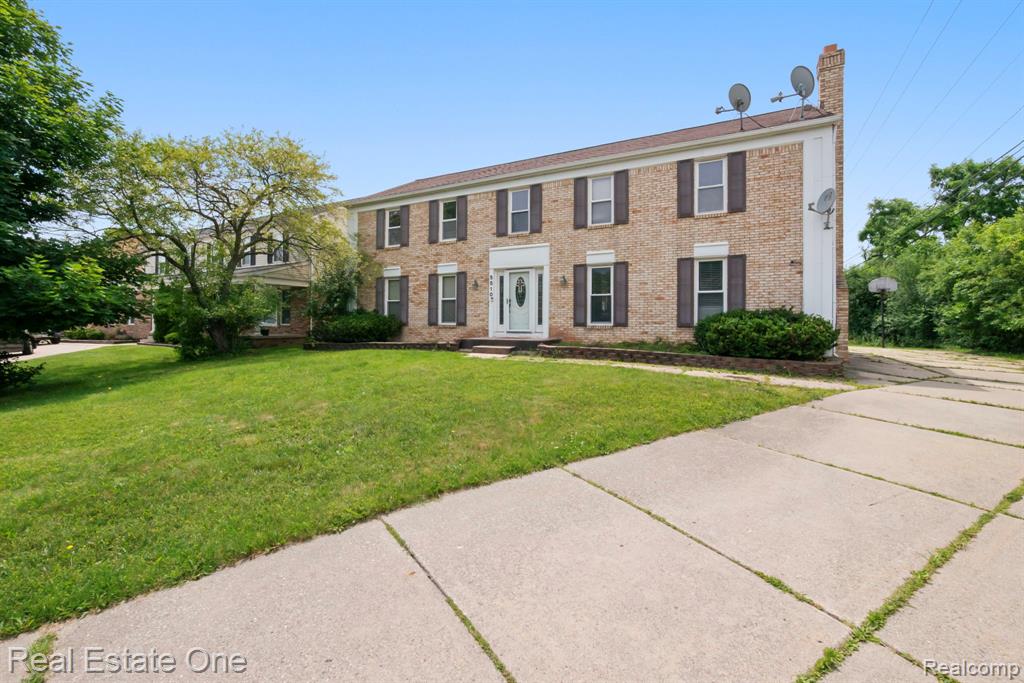 5510 Greenbriar Drive, West Bloomfield, MI — Photo 4