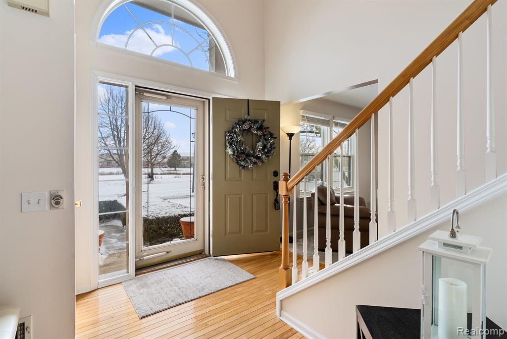 7983 SPRINGWATER Drive, Ypsilanti, MI 48197 — Photo 7