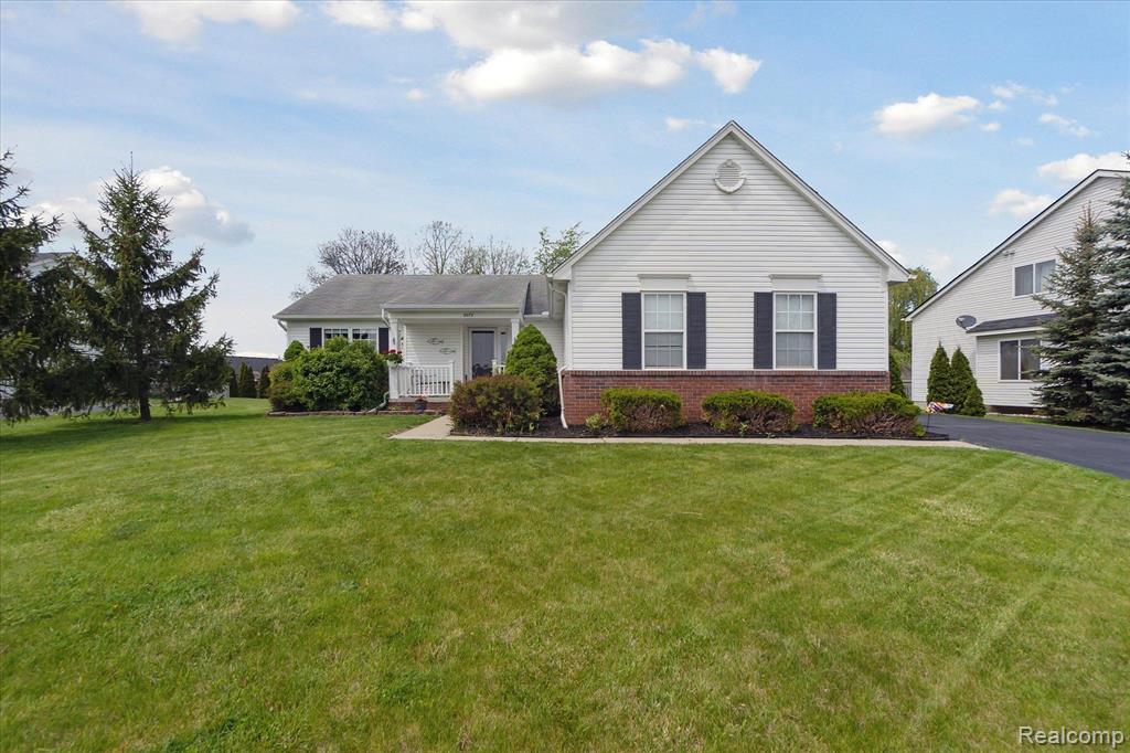 8072 LARK Lane, Grand Blanc, MI 48439 — Photo 3