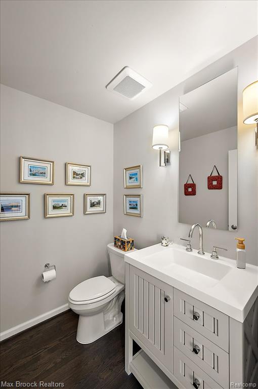 911 Tartan Trail, Bloomfield Hills, MI 48304 — Photo 22