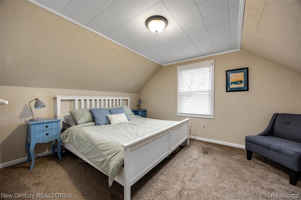 609 E Baker Avenue, Clawson, MI — Photo 16