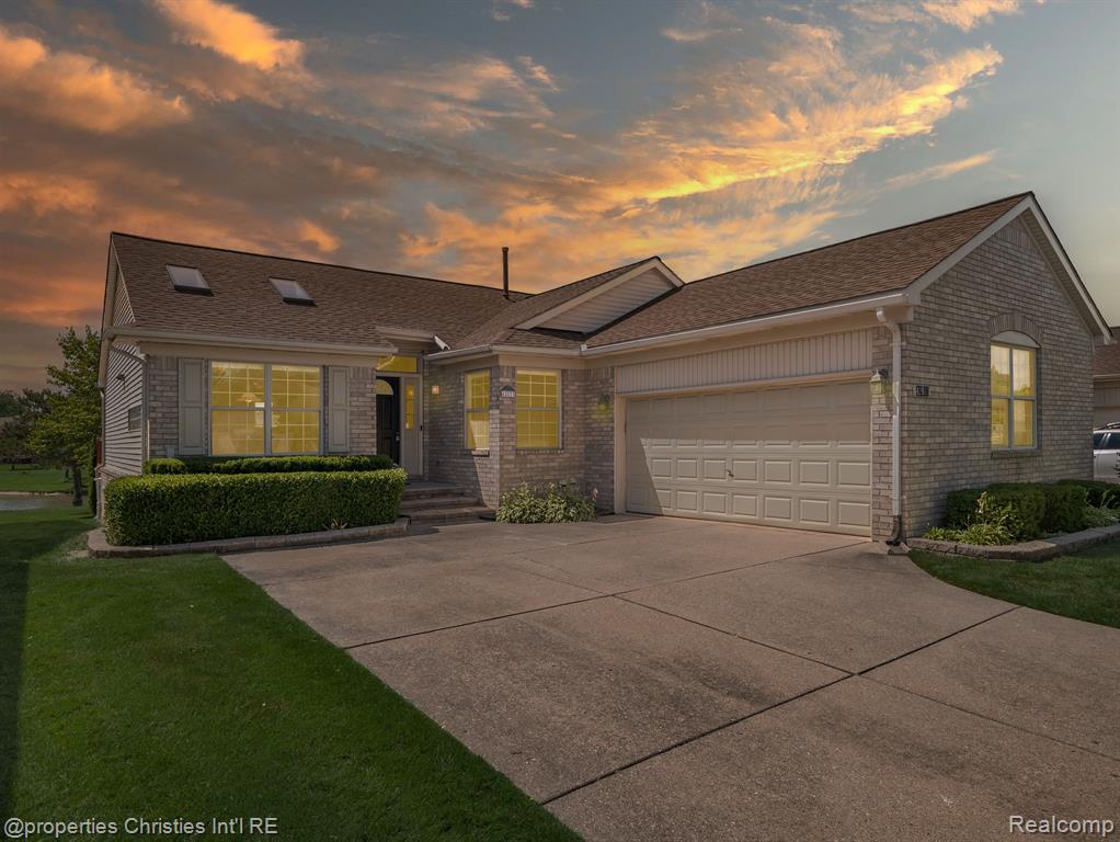 42833 HUNT CLUB Boulevard, Sterling Heights, MI 48314 — Photo 25
