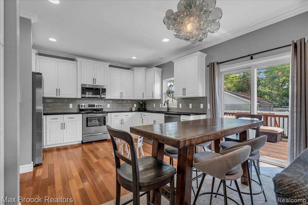 706 Chambers Street, Royal Oak, MI 48067 — Photo 10