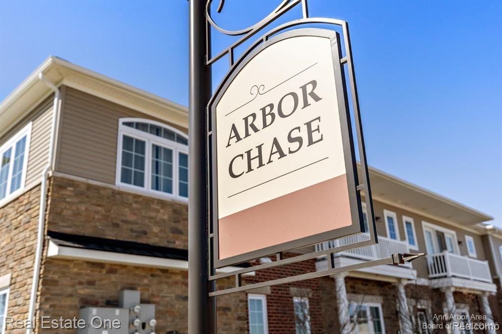 5570 ARBOR CHASE Drive, Ann Arbor, MI 48103 — Photo 23
