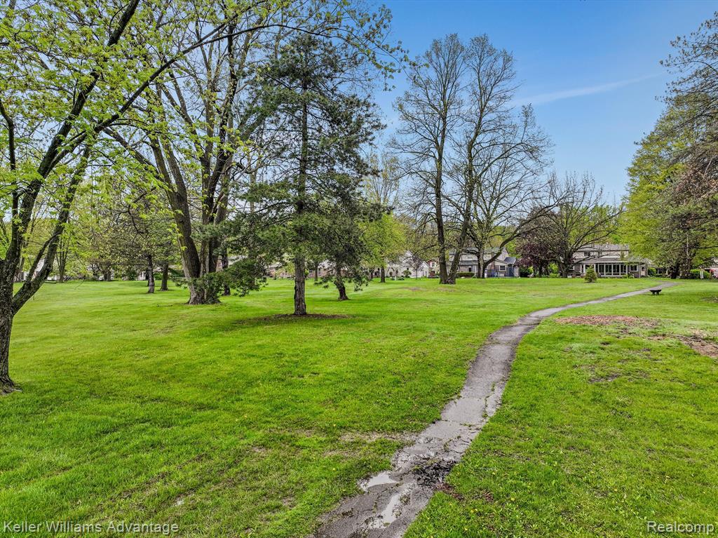 46671 BARRINGTON, Plymouth, MI 48170 — Photo 49