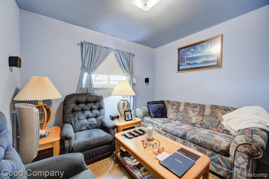 21395 GARDEN Lane, Ferndale, MI 48220 — Photo 11