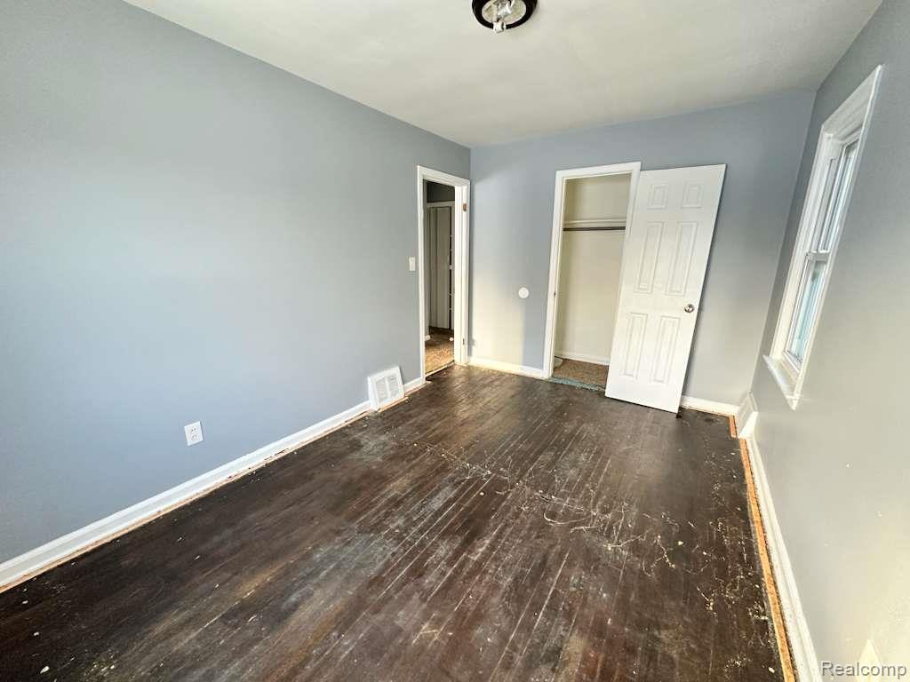 8685 Vaughan Street, Detroit, MI 48228 — Photo 7