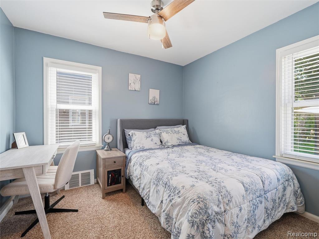 433 Dewey Street, Royal Oak, MI 48067 — Photo 13