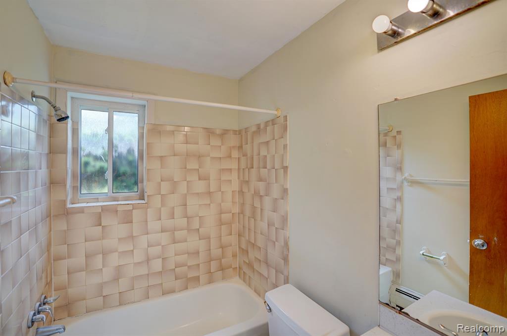 943 BRADLEY Avenue, Flint, MI 48503 — Photo 21