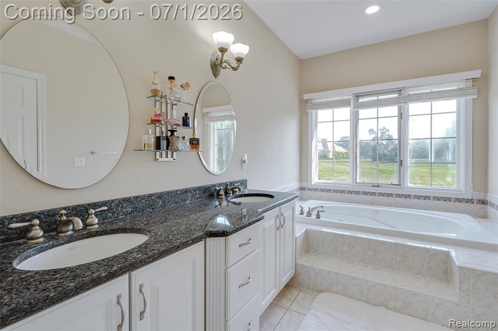 4461 Old Oak Court, Plymouth, MI 48170 — Photo 39