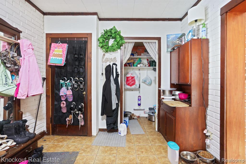 6180 Shattuck Road, Saginaw, MI 48603 — Photo 15