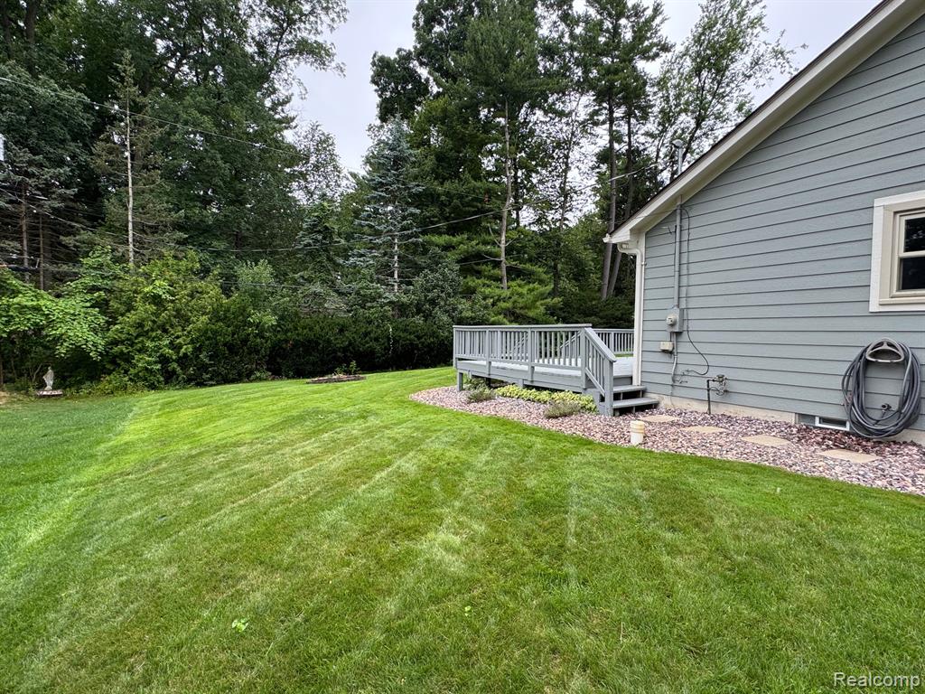 5851 Kingfisher Lane, Clarkston, MI — Photo 6
