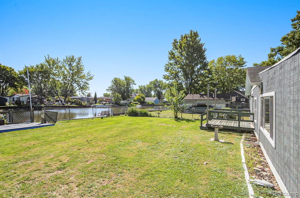 7434 Dyke Road, Clay, MI 48001 — Photo 11