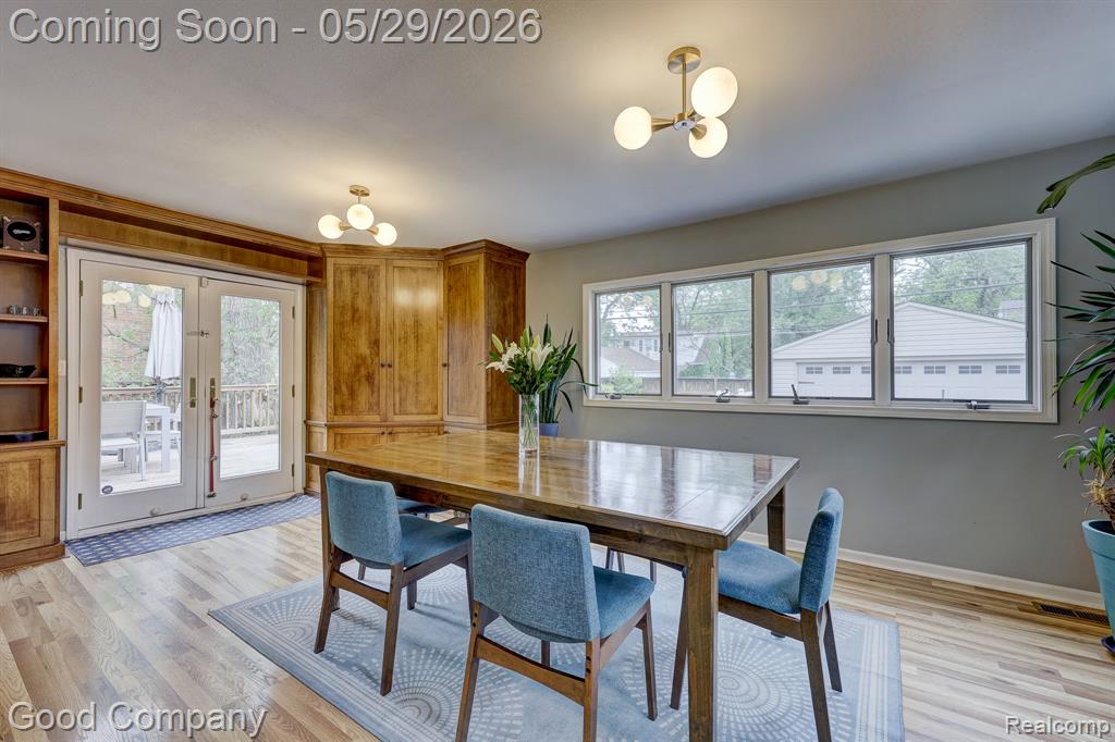 10074 Lincoln Drive, Huntington Woods, MI — Photo 16