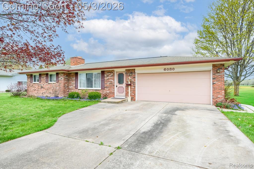 6080 Shattuck Road, Saginaw, MI 48603 — front exterior