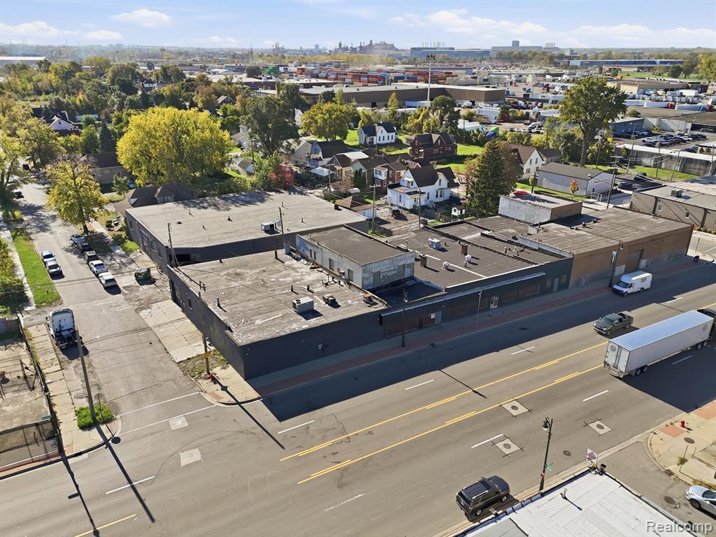 9105 Michigan Avenue, Detroit, MI 48210