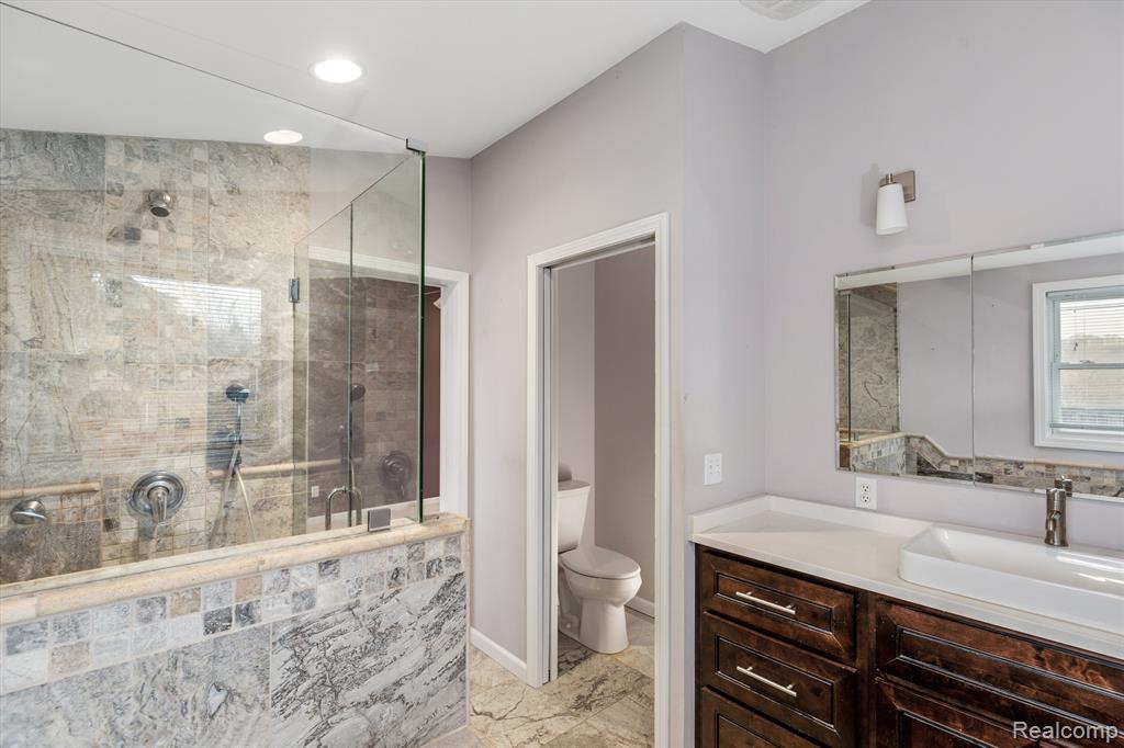 854 Brooklawn Drive, Troy, MI 48084 — Photo 28