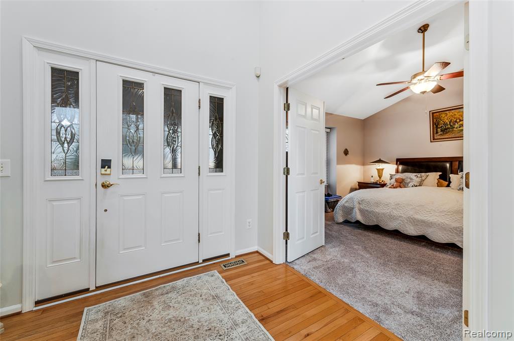 599 Nakomis Trail, Lake Orion, MI 48362 — Photo 9