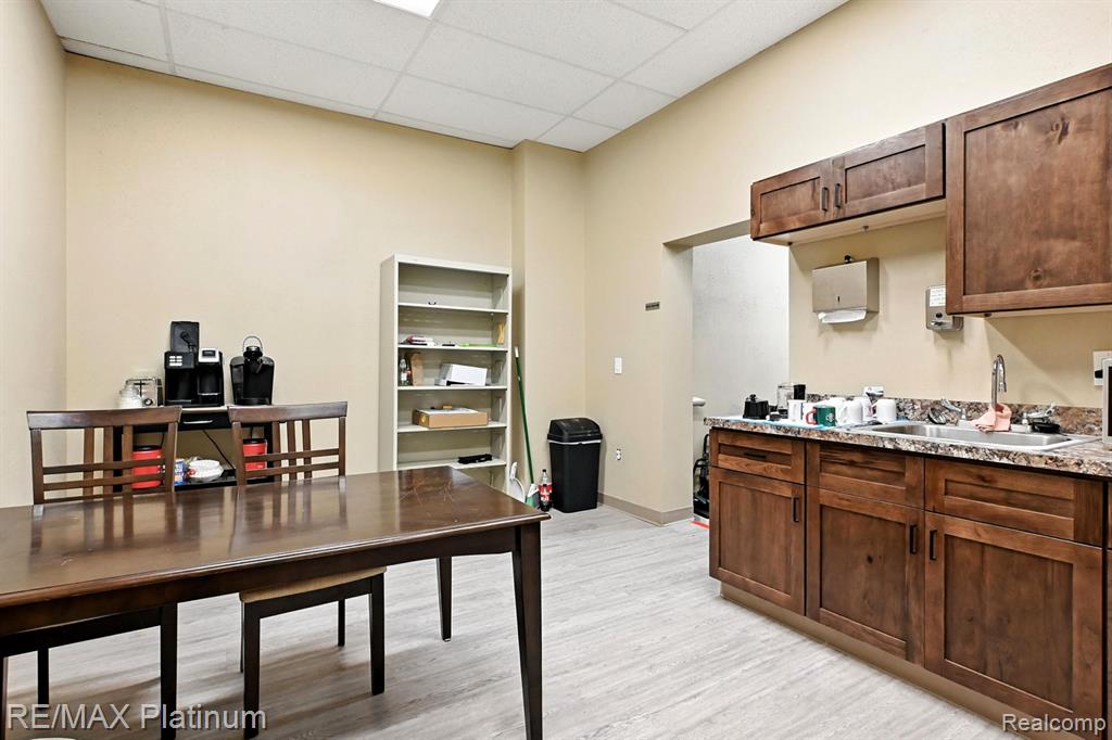 110 W Grand River Road, Webberville, MI 48892 — Photo 23