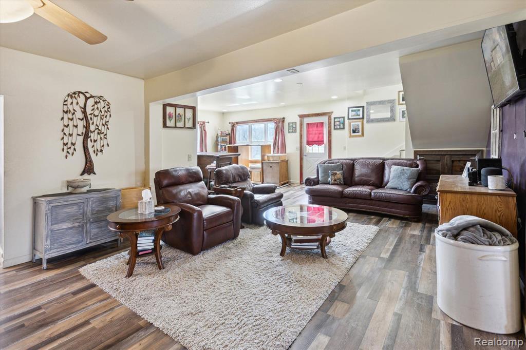 8023 Bray Road, Vassar, MI 48768 — Photo 8