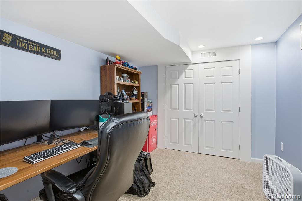816 Oak Cluster Court, Howell, MI 48855 — Photo 43