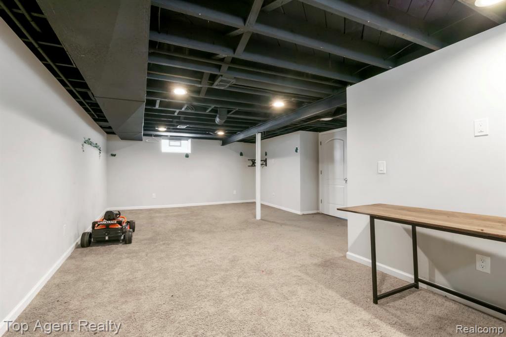 9903 Ruth Avenue, Allen Park, MI 48101 — Photo 23