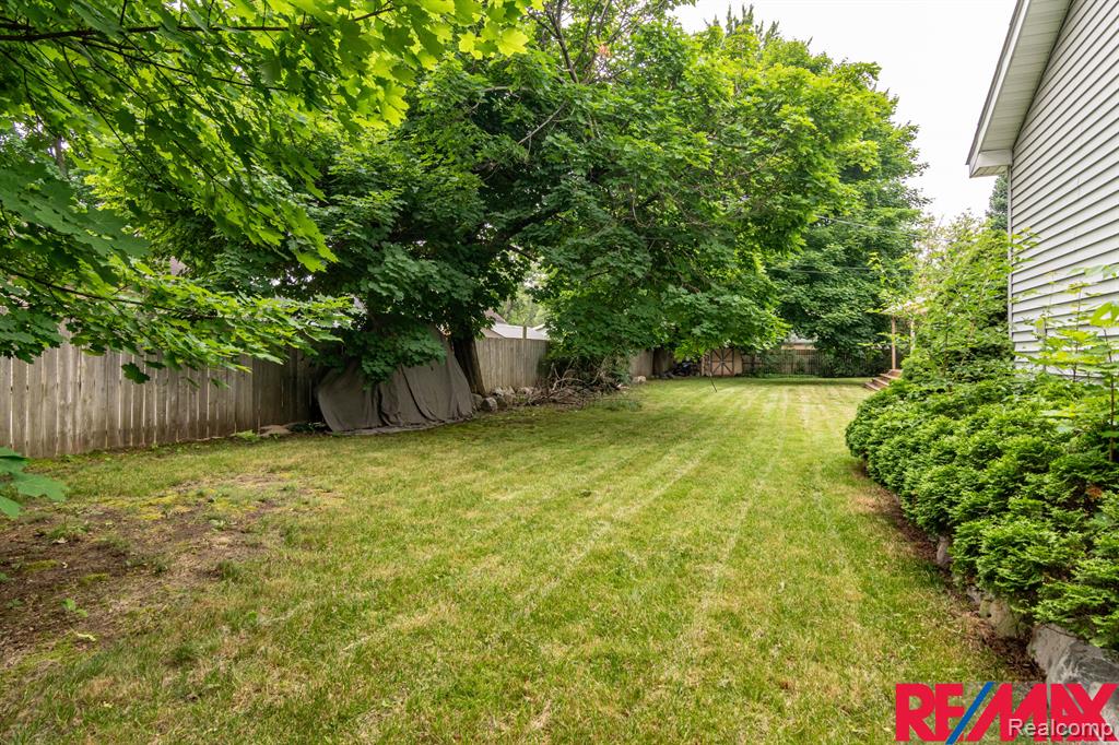 4351 SEEDEN Street, Waterford, MI 48329 — Photo 2