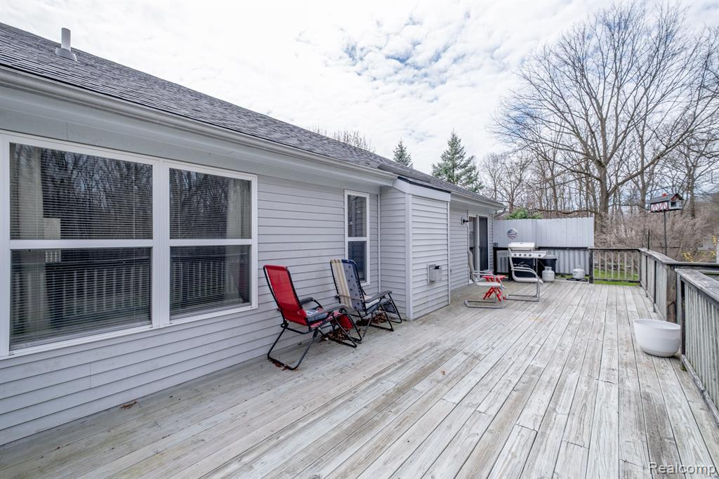 5320 DEER Trail, Linden, MI 48451 — Photo 17