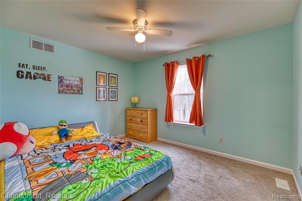 1291 Courtney Court, Hartland, MI 48353 — Photo 43