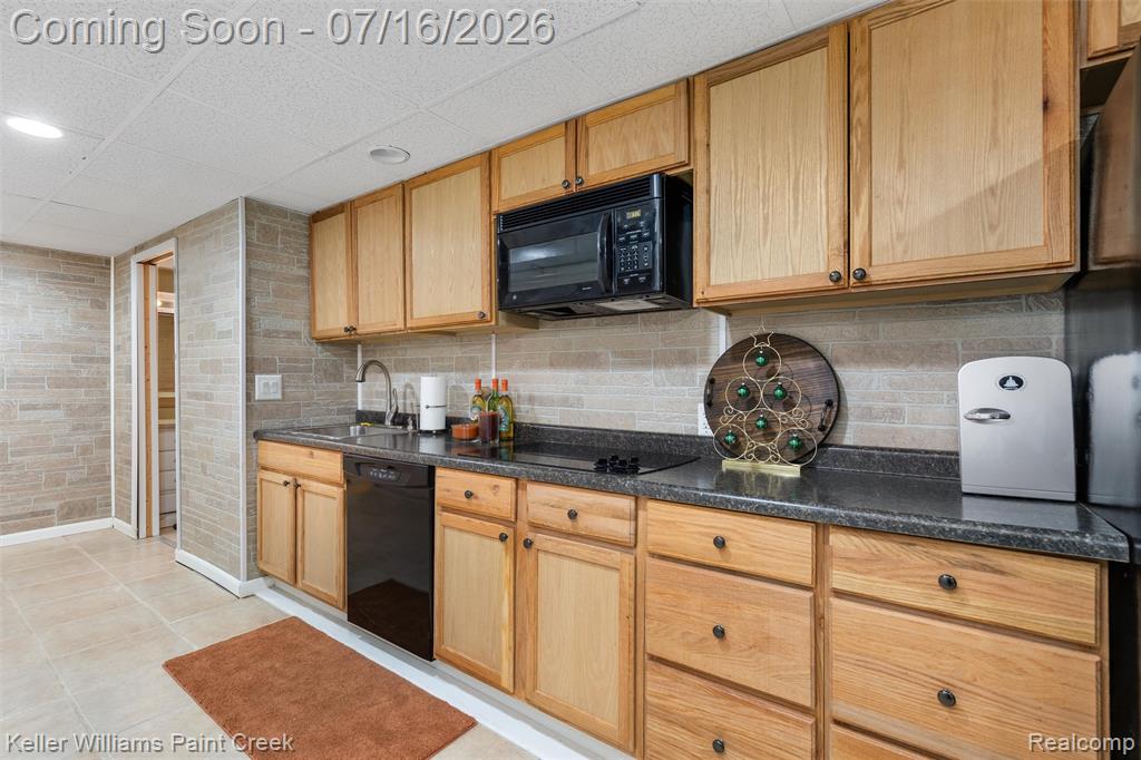5408 Coral Ridge Drive, Grand Blanc, MI 48439 — Photo 44