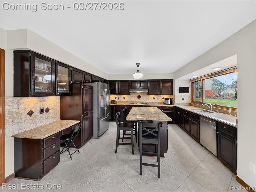 6621 Hill Top Drive, Troy, MI 48098 — Photo 38