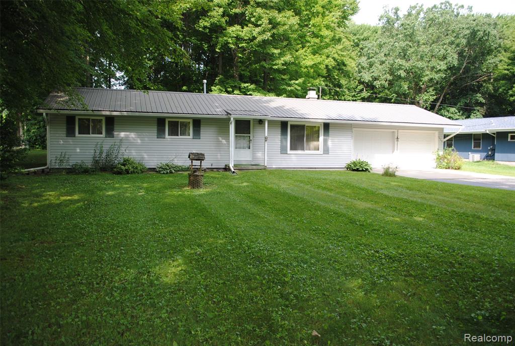 3103 Nokomis Trail, Clyde, MI 48049 — Photo 3