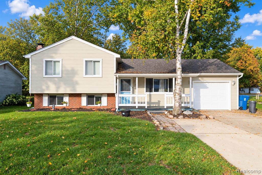 11156 Fuller Street, Grand Blanc, MI 48439