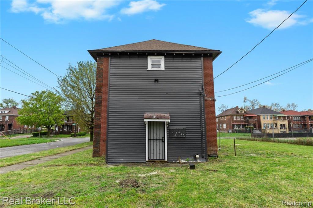 4204 CLEMENTS Street, Detroit, MI 48238 — Photo 18