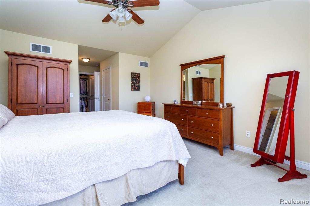 4370 Bennett Park Circle, Troy, MI 48085 — Photo 18