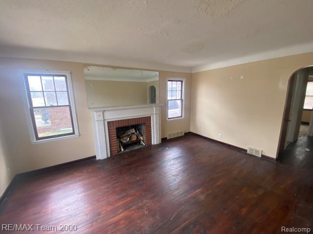 18904 Mallina Street, Grosse Pointe, MI 48236 — Photo 4