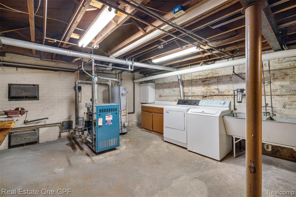 8032 Huntington Road, Huntington Woods, MI — Photo 44