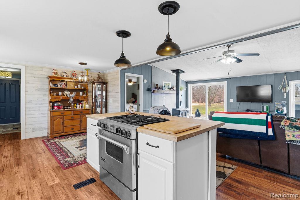 8311 State Road, Bancroft, MI 48414 — Photo 5