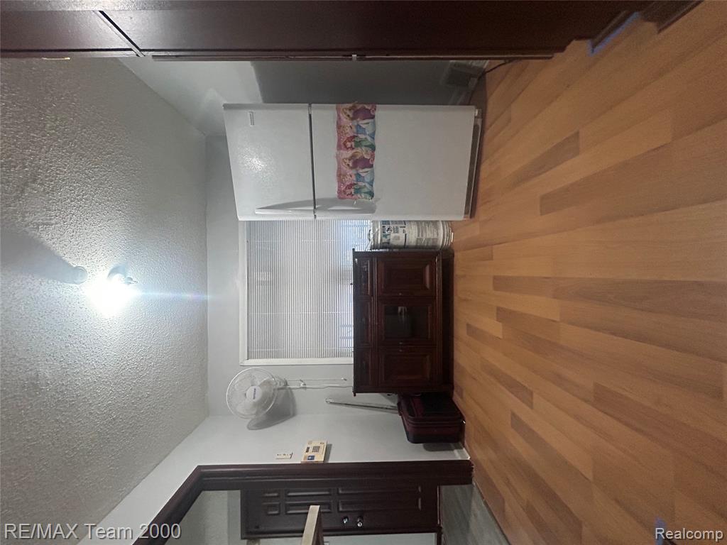6352 Evergreen Avenue, Detroit, MI 48228 — Photo 8