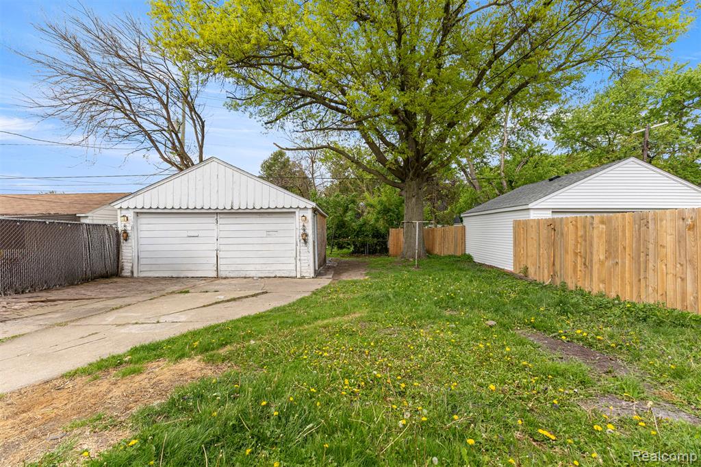 7715 Abington Avenue, Detroit, MI 48228 — Photo 21