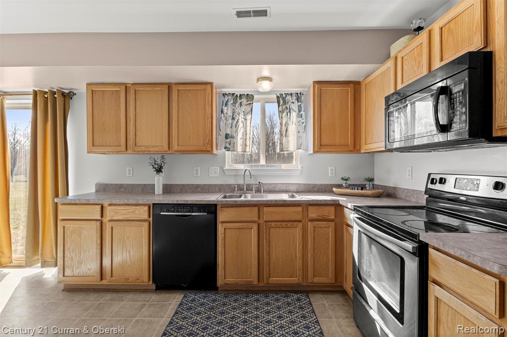 41973 Milton Drive, Van Buren, MI 48111 — Photo 14