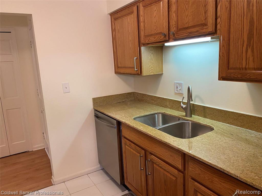 885 N Old Woodward Avenue, Birmingham, MI 48009 — Photo 13