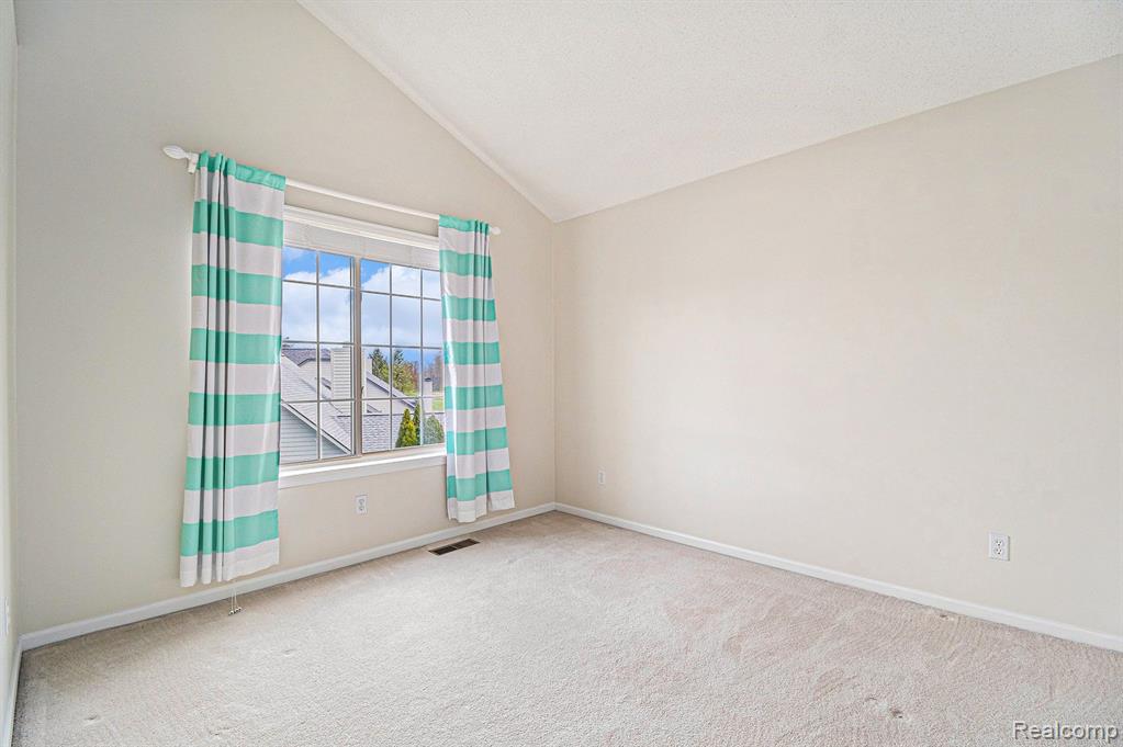 5245 MORET Court, Brighton, MI 48116 — Photo 18