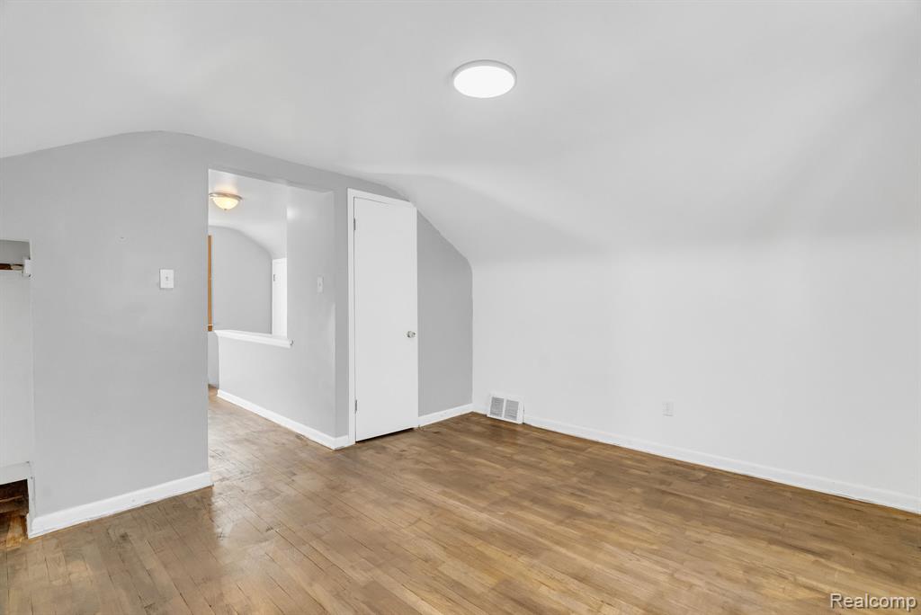 6235 Rosemont Avenue, Detroit, MI 48228 — Photo 25