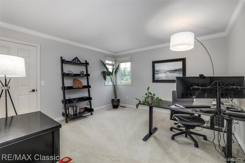 18438 Clairmont Circle E, Northville, MI 48168 — Photo 46
