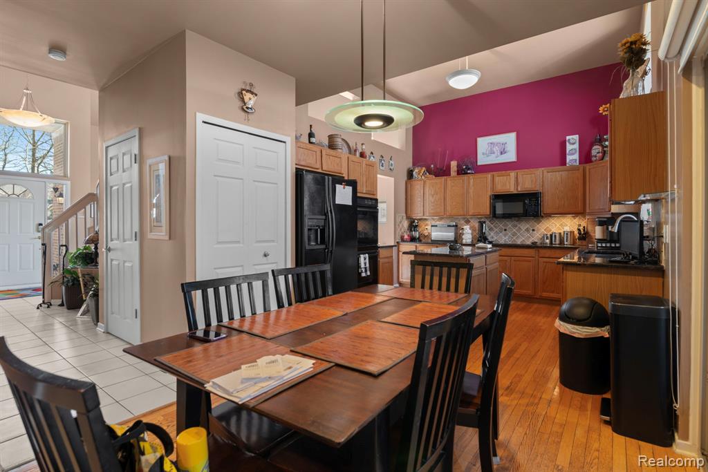 40700 Kingsley Lane, Novi, MI 48377 — Photo 10