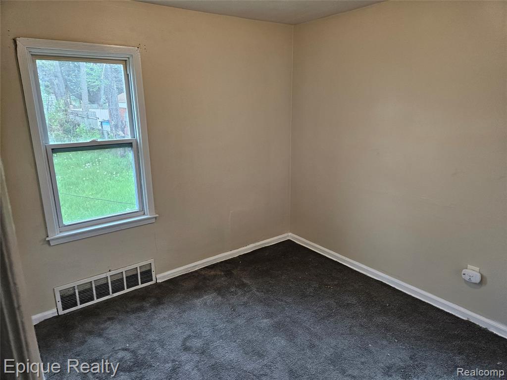 7341 Evergreen Avenue, Detroit, MI 48228 — Photo 9